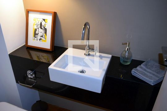 Lavabo de apartamento para alugar com 2 quartos, 114m² em Jardim Paulista, São Paulo