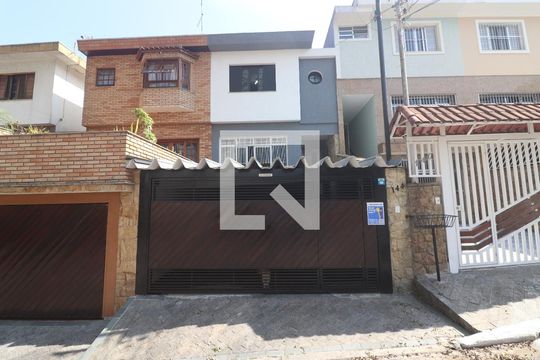 Fachada da casa.  de casa à venda com 4 quartos, 198m² em Parque Mandaqui, São Paulo