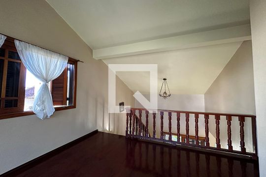 Sala 2 de casa à venda com 3 quartos, 400m² em Rondônia, Novo Hamburgo