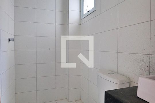 Banheiro de apartamento à venda com 2 quartos, 42m² em Vila Príncipe de Gales, Santo André