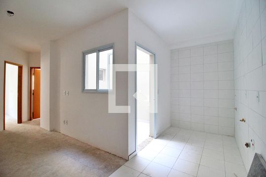 Sala/Cozinha de apartamento à venda com 2 quartos, 42m² em Vila Príncipe de Gales, Santo André