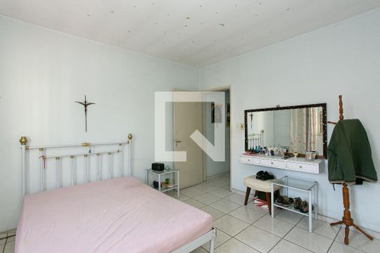Quarto 1 de casa para alugar com 2 quartos, 90m² em Vila Granada, São Paulo