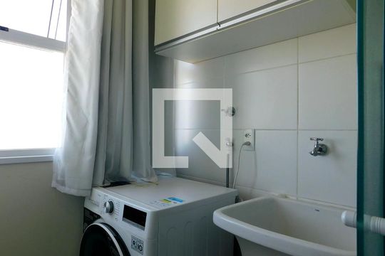 Área de Serviço de apartamento para alugar com 2 quartos, 56m² em Parque Bom Retiro, Paulínia