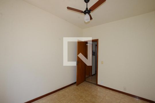 Quarto 1 de apartamento à venda com 3 quartos, 110m² em Vila Valqueire, Rio de Janeiro