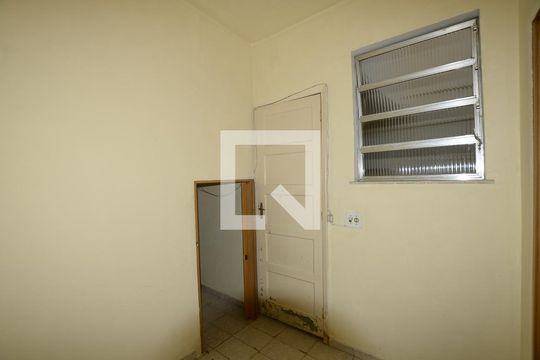 Quarto de Serviço de apartamento à venda com 3 quartos, 110m² em Vila Valqueire, Rio de Janeiro