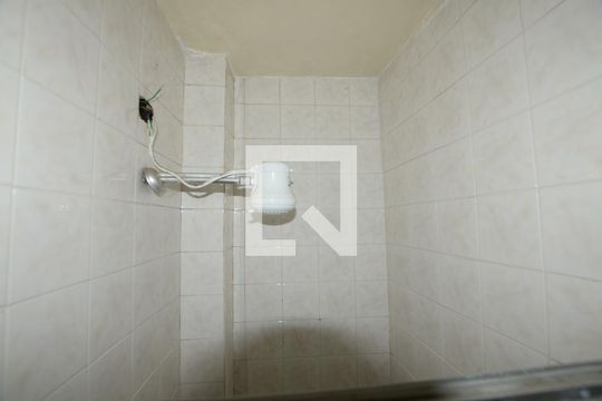 Banheiro de serviço de apartamento à venda com 3 quartos, 110m² em Vila Valqueire, Rio de Janeiro