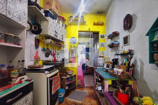 Cozinha de casa para alugar com 1 quarto, 50m² em Nordeste, Salvador