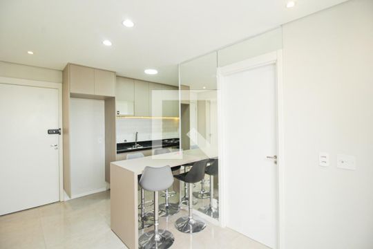 Sala/Cozinha de apartamento à venda com 2 quartos, 34m² em Lapa, São Paulo