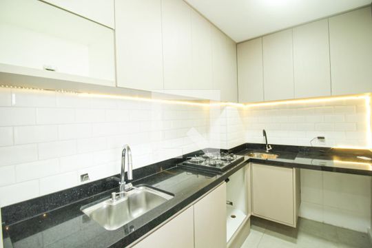Sala/Cozinha de apartamento à venda com 2 quartos, 34m² em Lapa, São Paulo