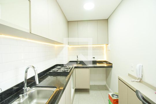 Sala/Cozinha de apartamento à venda com 2 quartos, 34m² em Lapa, São Paulo