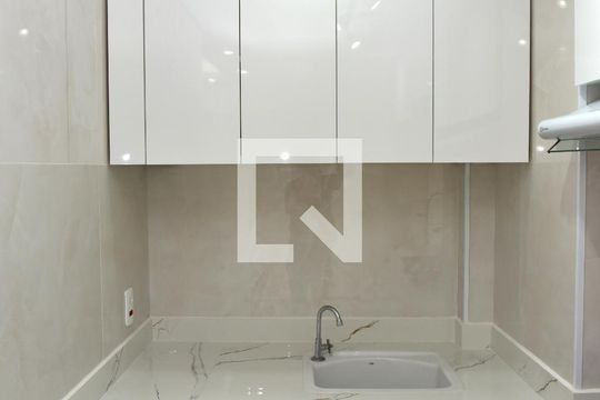 Área de Serviço de apartamento para alugar com 2 quartos, 39m² em Vila Inglesa, São Paulo