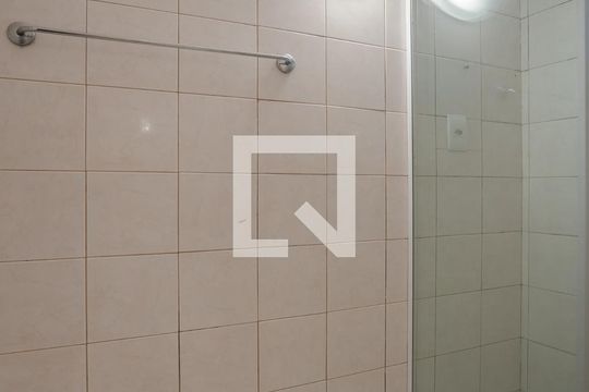 Banheiro de apartamento à venda com 2 quartos, 79m² em Cristo Redentor, Porto Alegre