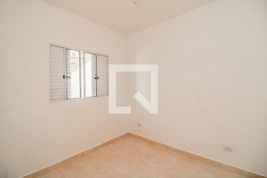 Quarto 1 de apartamento para alugar com 2 quartos, 38m² em Vila Dalila, São Paulo