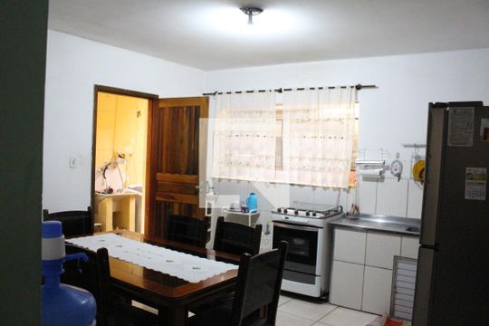 Cozinha de casa à venda com 3 quartos, 143m² em Vila Carbone, São Paulo