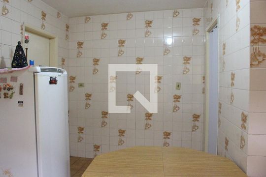 Edícula - Cozinha de casa à venda com 3 quartos, 143m² em Vila Carbone, São Paulo