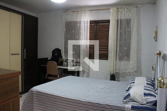 Quarto 1 de casa à venda com 3 quartos, 143m² em Vila Carbone, São Paulo