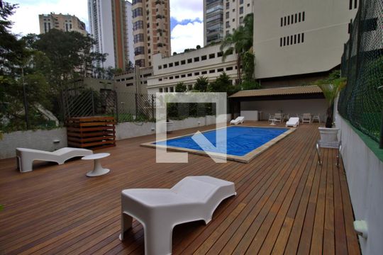 Área comum de apartamento à venda com 3 quartos, 300m² em Vila Suzana, São Paulo