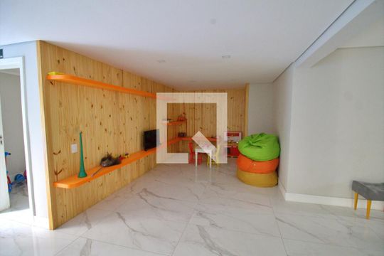 Área comum de apartamento à venda com 3 quartos, 300m² em Vila Suzana, São Paulo