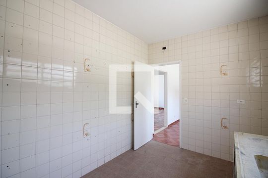 Cozinha 1 de casa à venda com 2 quartos, 50m² em Independência, São Bernardo do Campo