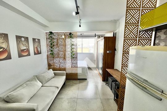 Sala de kitnet/studio para alugar com 1 quarto, 24m² em Santana, São Paulo