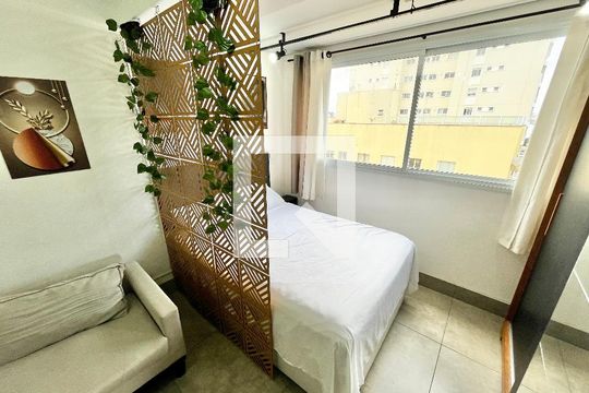 Quarto de kitnet/studio para alugar com 1 quarto, 24m² em Santana, São Paulo