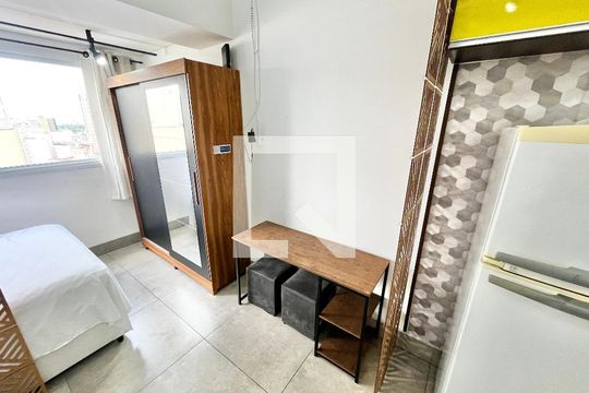 Sala de kitnet/studio para alugar com 1 quarto, 24m² em Santana, São Paulo