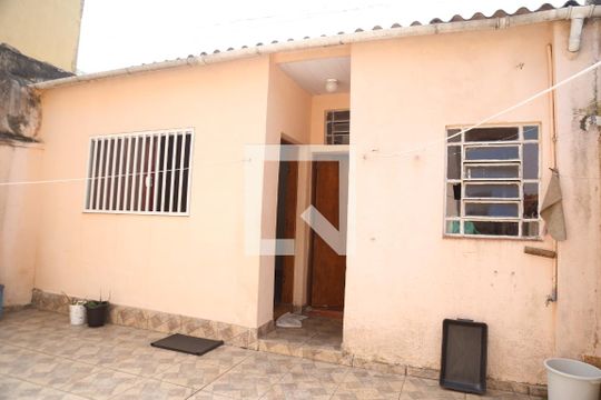 Edícula de casa à venda com 4 quartos, 200m² em Freguesia do Ó, São Paulo