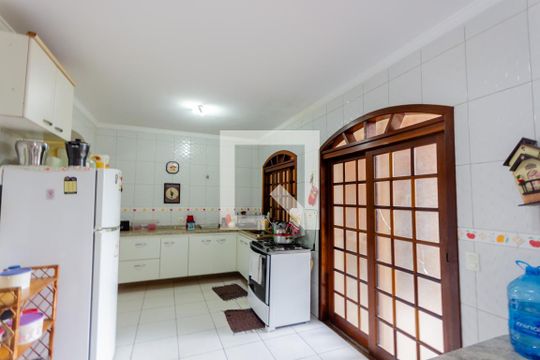 Cozinha de casa para alugar com 3 quartos, 273m² em Campestre, Santo André