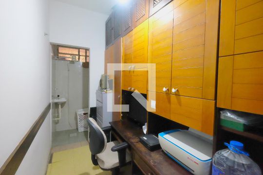 Quarto de Serviço de casa à venda com 3 quartos, 227m² em Três Figueiras, Porto Alegre