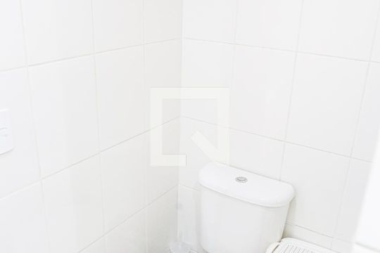 Banheiro de apartamento à venda com 3 quartos, 63m² em Parque Erasmo Assunção, Santo André