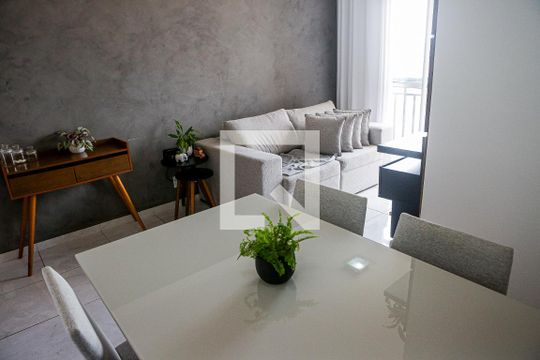 Sala de apartamento à venda com 3 quartos, 63m² em Parque Erasmo Assunção, Santo André