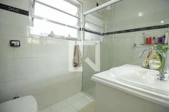 Banheiro de apartamento à venda com 2 quartos, 74m² em Aclimação, São Paulo
