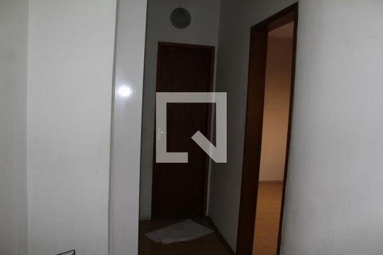 Corredor de apartamento para alugar com 1 quarto, 54m² em Anchieta, São Bernardo do Campo