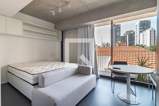 Kitnet/Studio à venda com 1 quarto, 28m² em Jardim das Bandeiras, São Paulo