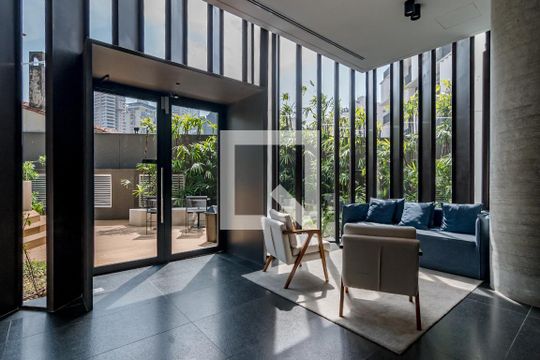 Hall de entrada de kitnet/studio à venda com 1 quarto, 28m² em Jardim das Bandeiras, São Paulo