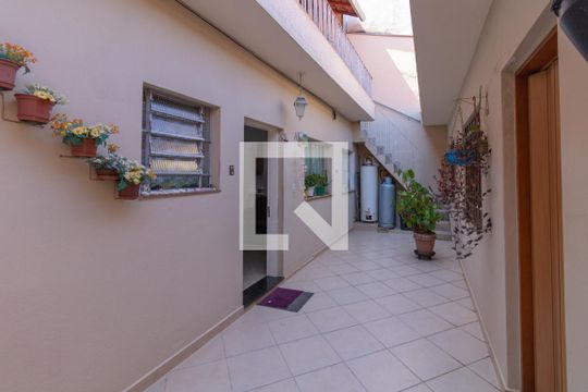 Área comum de casa à venda com 4 quartos, 270m² em Jardim Monjolo, São Paulo