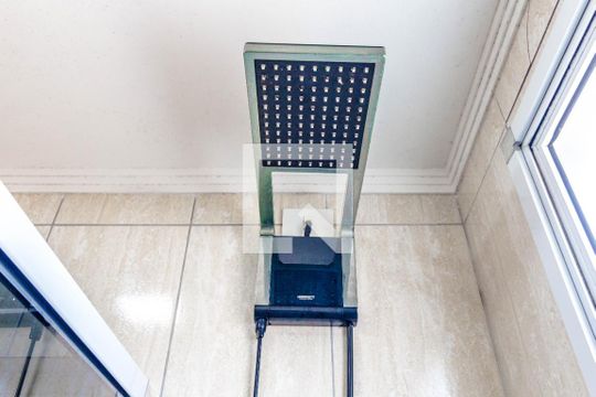 Banheiro da Suíte de apartamento para alugar com 3 quartos, 100m² em Guilhermina, Praia Grande