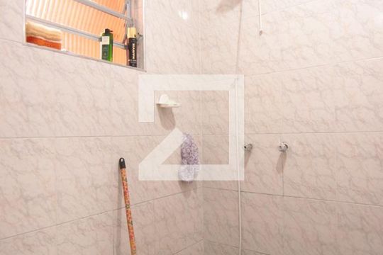 Banheiro de casa à venda com 2 quartos, 125m² em Jardim Gonzaga, São Paulo
