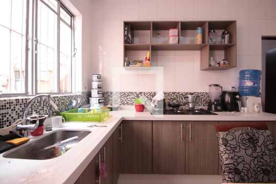 Cozinha de casa à venda com 2 quartos, 125m² em Jardim Gonzaga, São Paulo