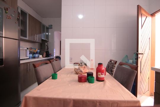 Cozinha de casa à venda com 2 quartos, 125m² em Jardim Gonzaga, São Paulo
