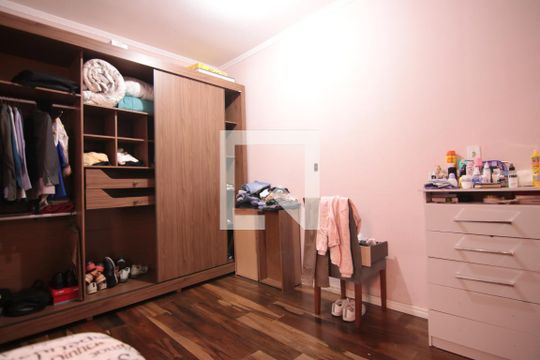 Quarto de casa à venda com 2 quartos, 125m² em Jardim Gonzaga, São Paulo