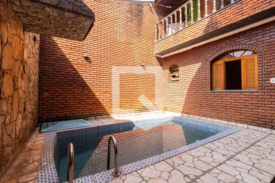 Quintal - Piscina de casa para alugar com 4 quartos, 240m² em Tatuapé, São Paulo