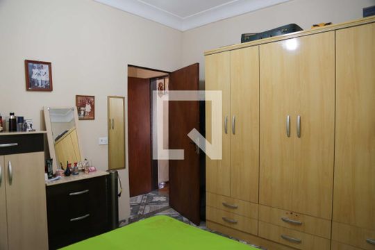 Quarto 1 de casa à venda com 4 quartos, 180m² em Padroeira, Osasco