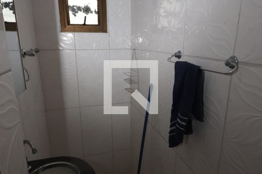 Banheiro de casa à venda com 4 quartos, 160m² em Jardim Cotiana, São Paulo