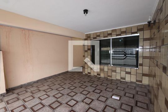 Garagem de casa à venda com 4 quartos, 160m² em Jardim Cotiana, São Paulo