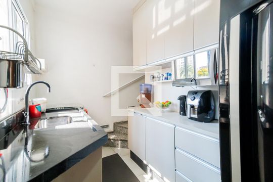 Cozinha de apartamento à venda com 2 quartos, 90m² em Centro, Santo André