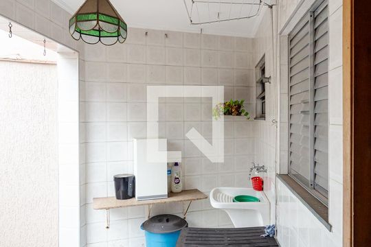 Área comum de casa à venda com 3 quartos, 130m² em Bosque da Saúde, São Paulo