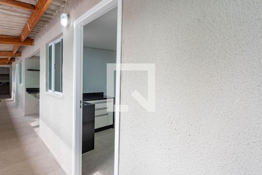 Entrada  de casa para alugar com 1 quarto, 50m² em Centro, Diadema