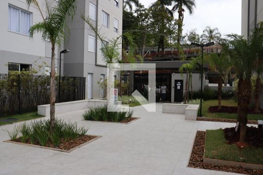 Fachada do bloco de apartamento à venda com 2 quartos, 60m² em Paraisópolis, São Paulo