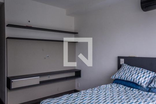 Quarto de kitnet/studio à venda com 1 quarto, 27m² em Partenon, Porto Alegre